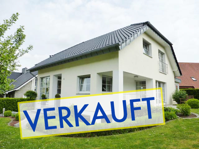 VERKAUFT - Exklusives Einfamilienhaus mit Teilkeller und Doppelgarage in Löhne - Ort