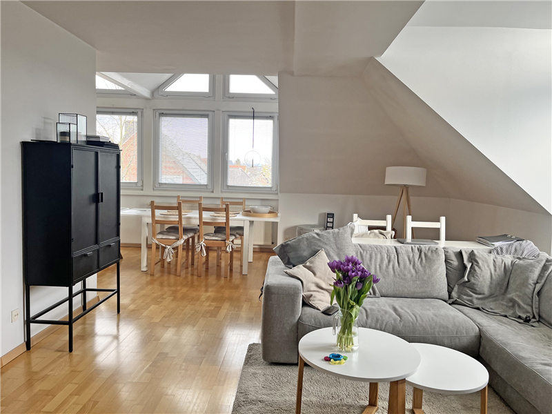VERMIETET - Wunderschöne, moderne und lichtdurchflutete 3 Zimmer-Studiowohnung mit weißer Einbauküche