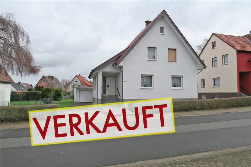 VERKAUFT - Klassisches gepflegtes Einfamilien-Siedlungshaus mit Garage und großem Grundstück in Löhne-Gohfeld