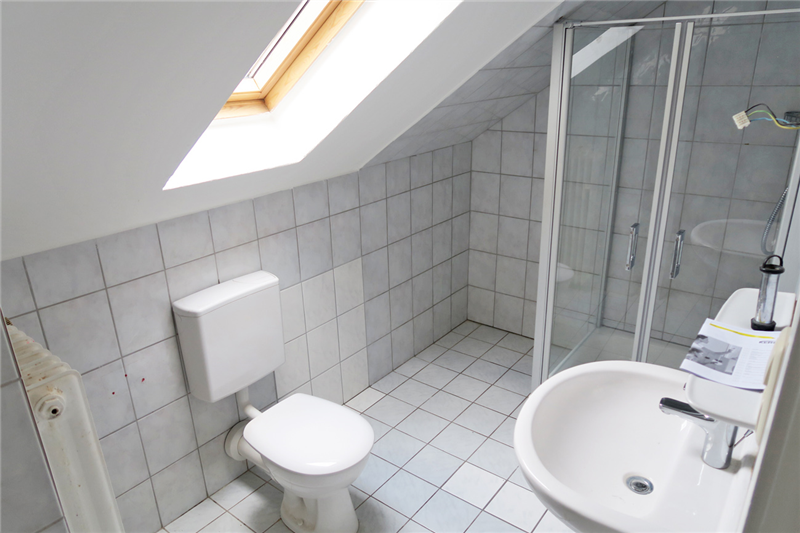 Helle und moderne 3 Zimmer-Dachgeschoss-Wohnung  in Bad Oeynhausen – Südstadt / Nähe Herzzentrum