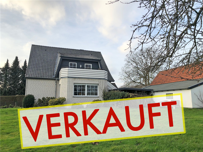 VERKAUFT - Einfamilienhaus mit großem Garten/Bauland und Doppelgarage in Bad Oeynhausen – Dehme/am Wiehengebirge