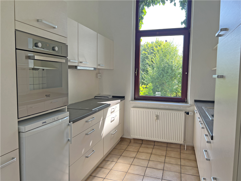 Helle und schöne 3-4 Zimmer-Altbauwohnung mit Einbauküche in Bad Oeynhausen - Dichterviertel